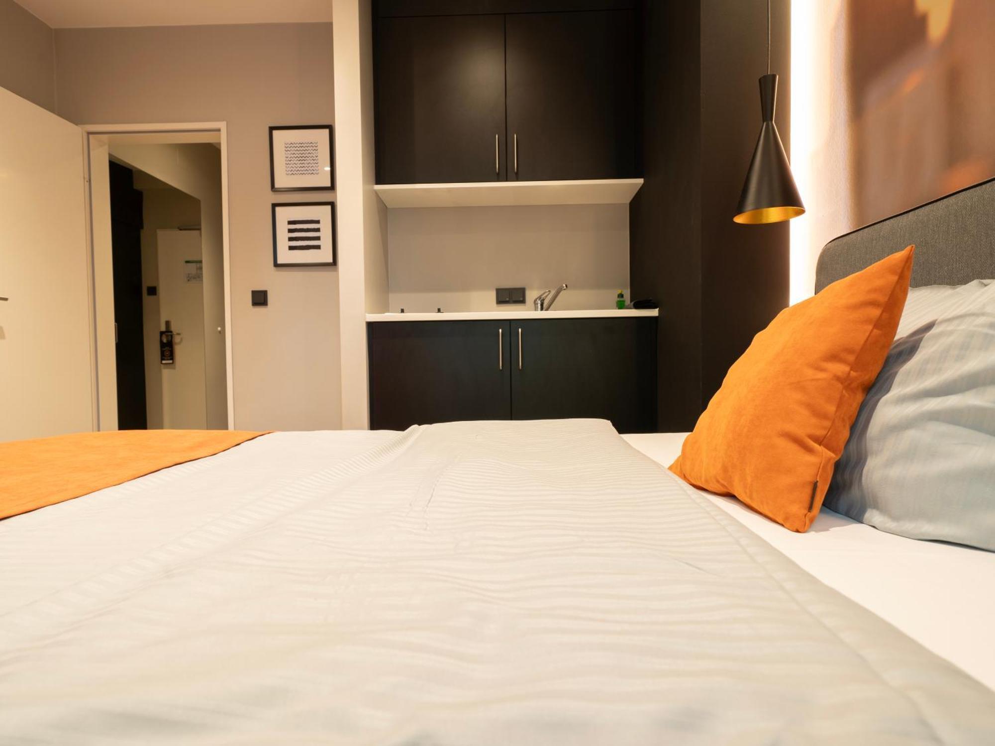 Juststay Ratingen Hotel & Apartments Exterior foto